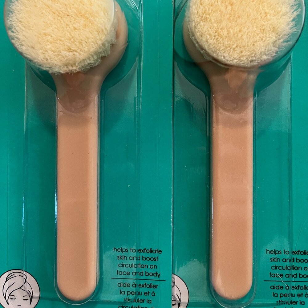 Spa April Dry bush facial skin lot of 2 stocking stuffer gift NWT NATURAL